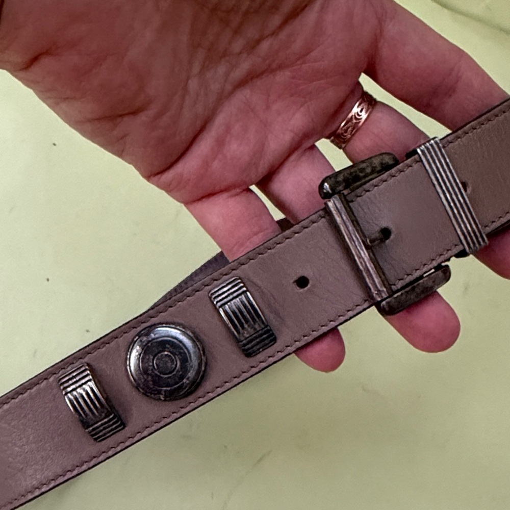 Vintage 80’s Escada dark tan Leather Belt with silver hardware